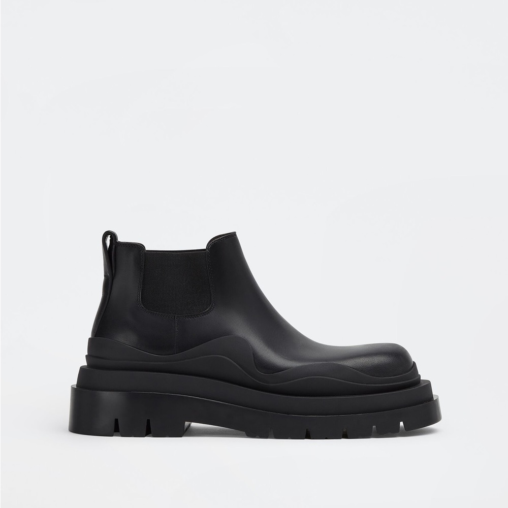 Bottega Veneta Black Platform Chelsea Ankle Boots